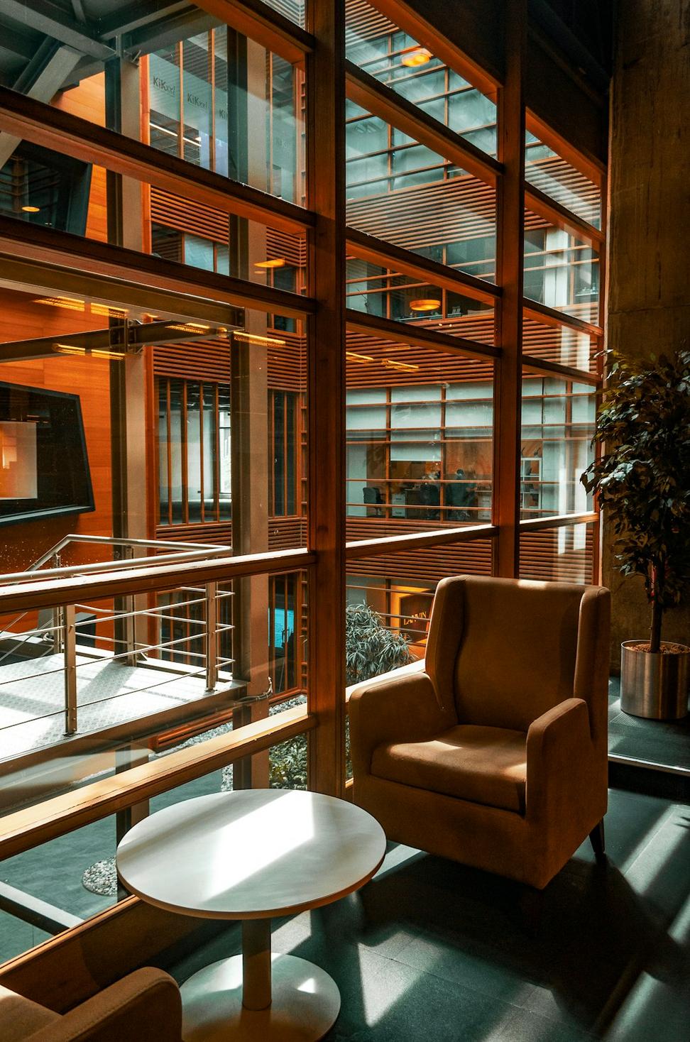 Executive Harbor Suite